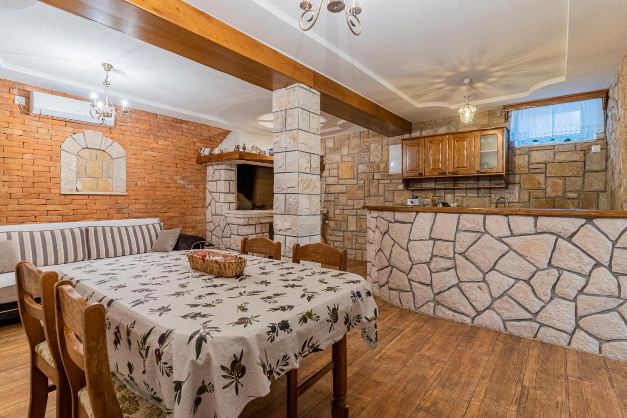 Apartment Jurasic Orlec Exterior foto